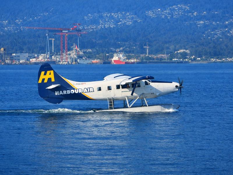 Vancouver Scenic Seaplane Flight – Panoramic Aerial Adventure